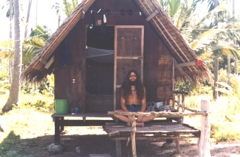 Der Old Hippie in Thailand - copyright Lightmaster