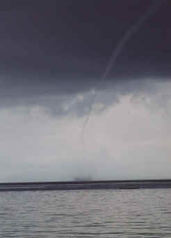 Tornado - Twister - copyright Lightmaster
